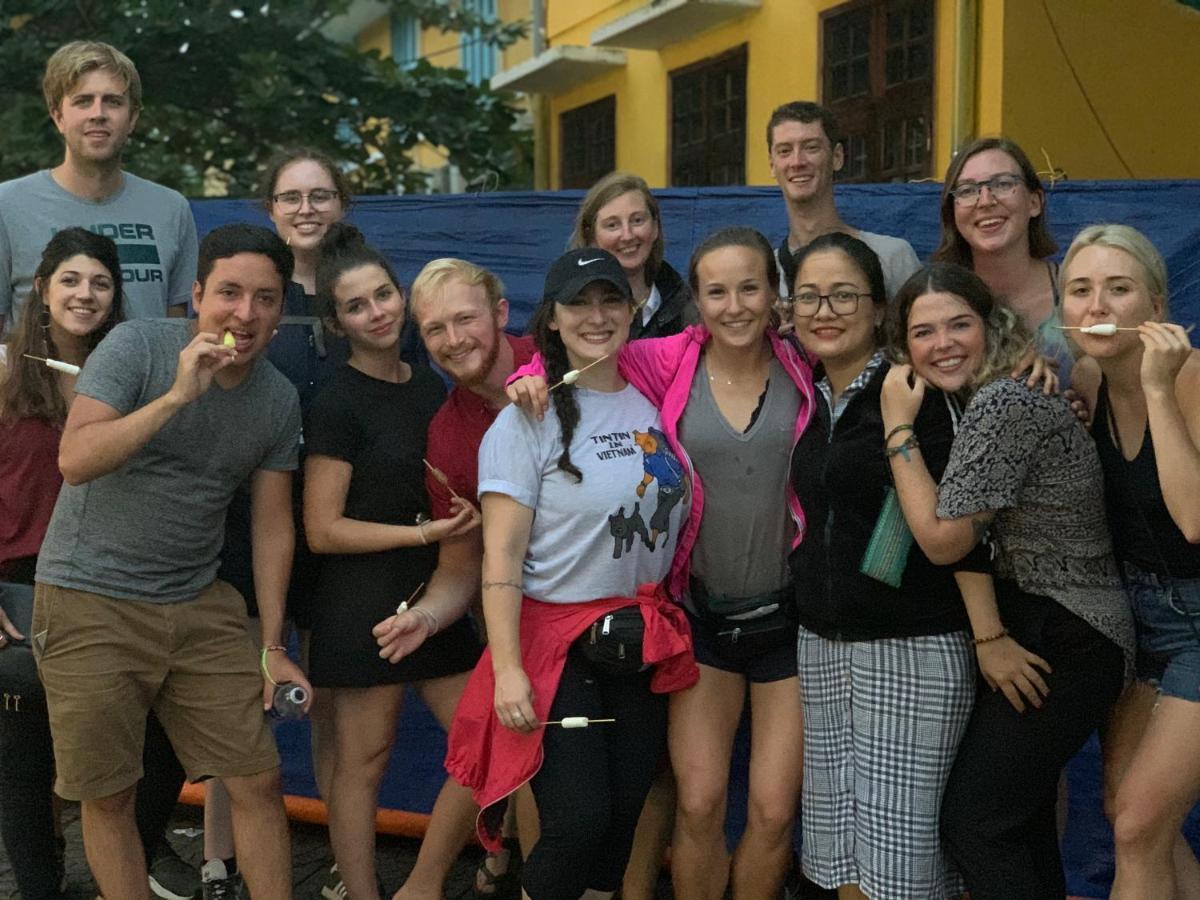 Cheerful Hoi An Hostel Eksteriør bilde